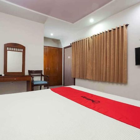 Reddoorz @ Panglima Sudirman Hotel Surabaya Kültér fotó