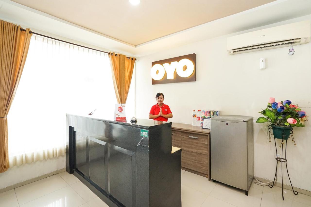 Reddoorz @ Panglima Sudirman Hotel Surabaya Kültér fotó